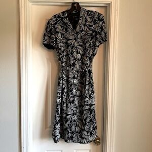 EUC Harold’s Vintage Y2K rayon shirt dress